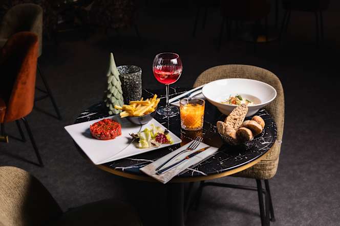 Restaurant Apollo - Van der Valk Hotel Paris CDG Airport - 2