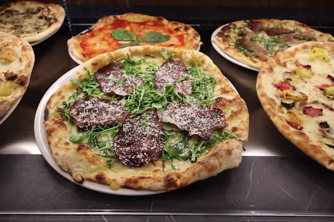 bigg boss pizzeria - 2