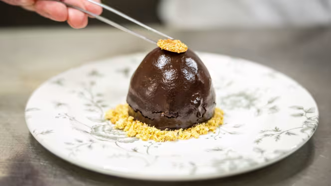 Whisper  wine bar - 1