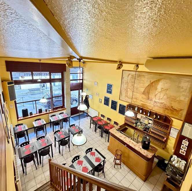 Le Bistro des Vivants - 8