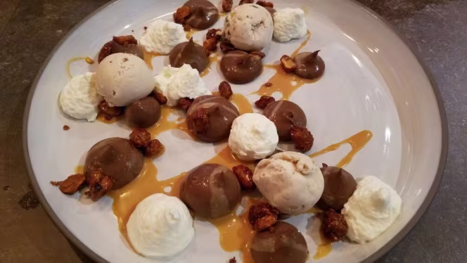 Les Cocottes du Cul de Poule - 0