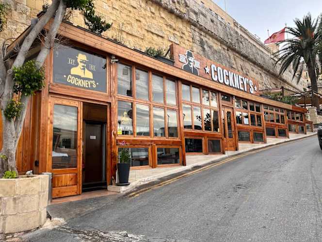 Cockney's Restaurant - 8