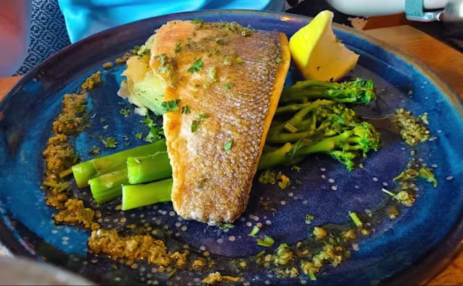 The Little Seafood Bar - 0