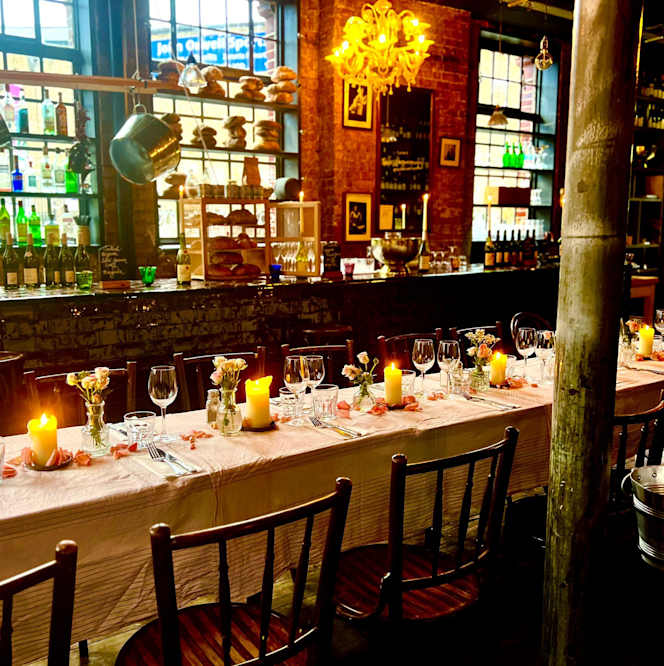 BISTRO BARDOT (The Turk’s Head) Bistro Restaurant Provencal - 8