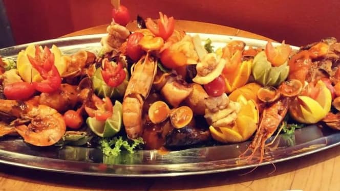 Bandera Tapas y Copas - 1