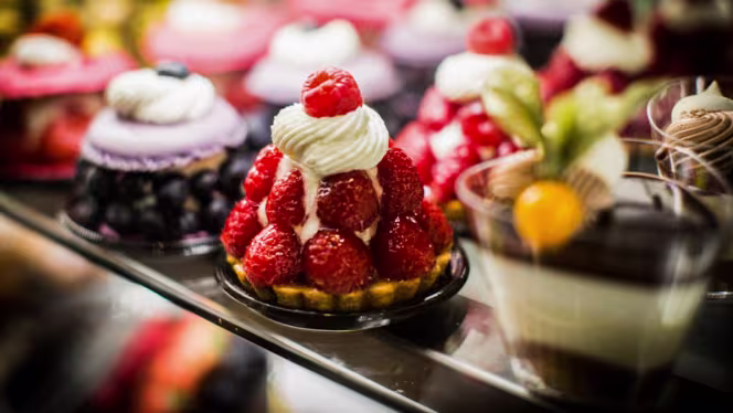 Le Pain Français Brasserie - 3