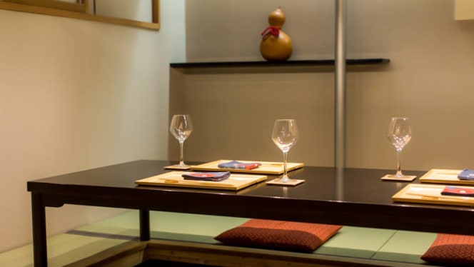 Komatsubaki - Paris - 8