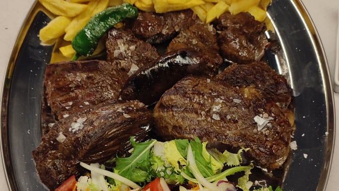 Patagonia y Ole - Nerja - 1