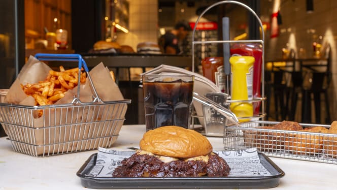 La Prensa Burger - Colón - 0