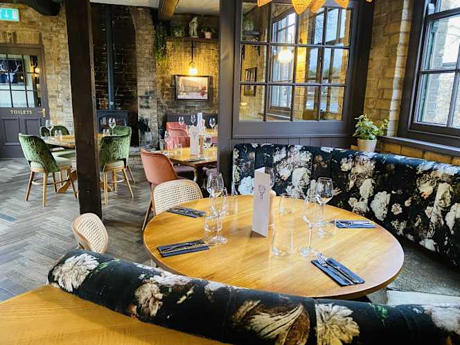 The White Hart - 1