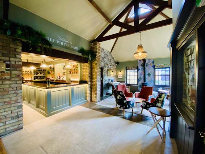 The White Hart - 4