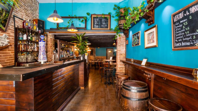 Mucho Cielo y Mucho Mar - 7