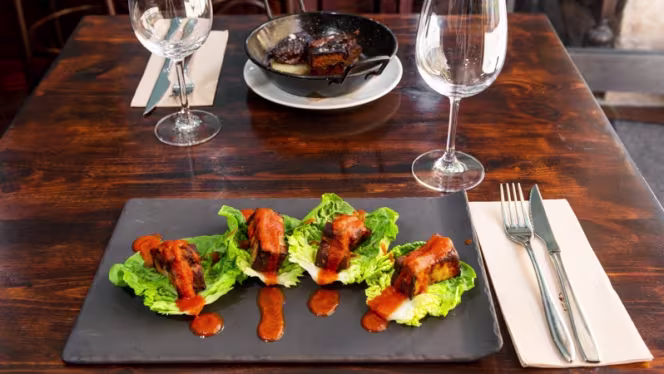 Mucho Cielo y Mucho Mar - 2