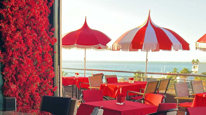 Dreamview Restaurant - 3