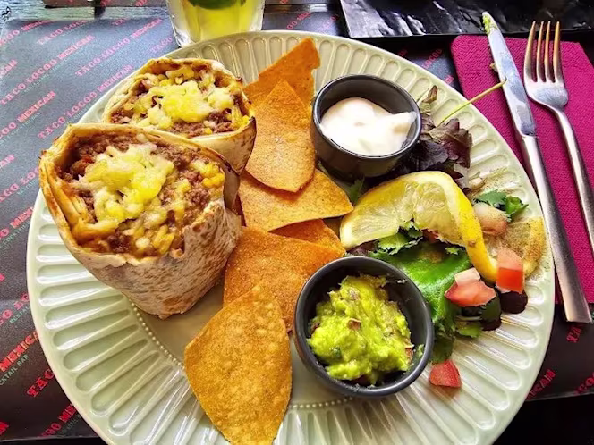 El Tacos Cantina - 5