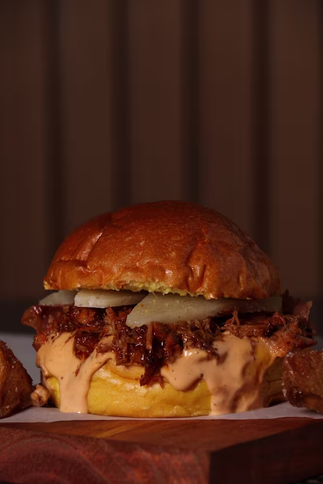 Malafama Burger Pub - 2