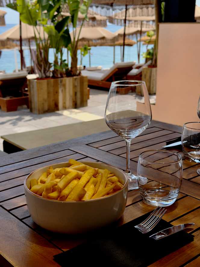 Movida Beach Club - 6