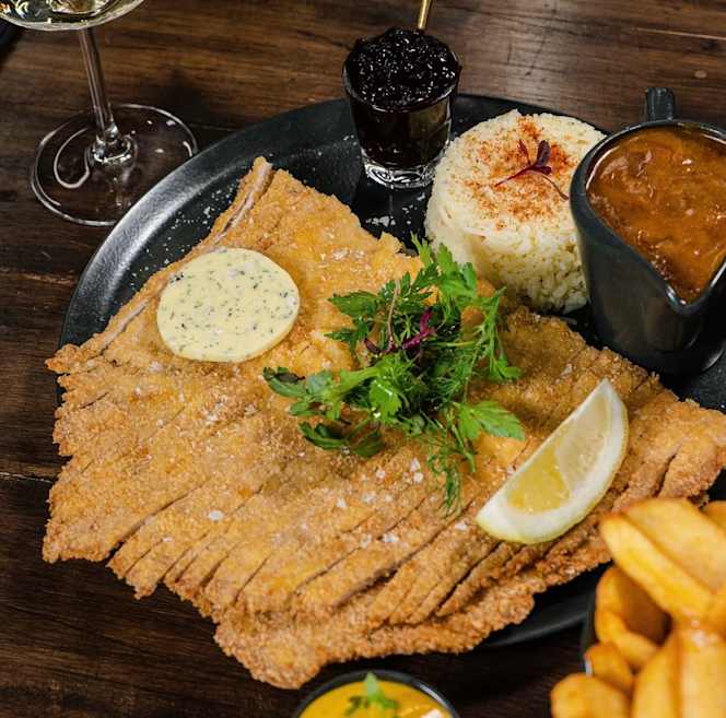 Schnitzel Heaven- Victoria Park - 5