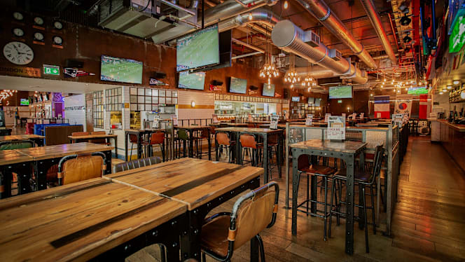 Directors Box Canary Wharf - London - 5