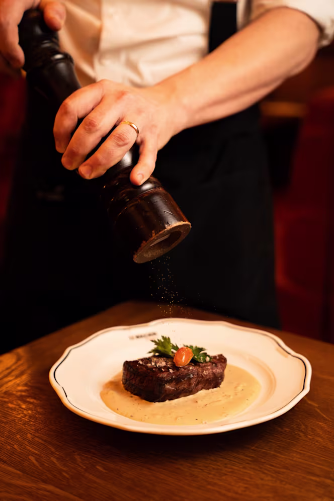 Le Bouchon Parisien - 8