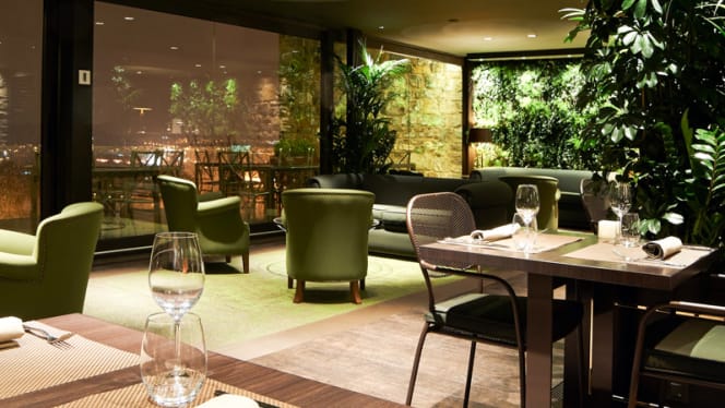 La Veranda - Hotel Castillo de Gorráiz - 3