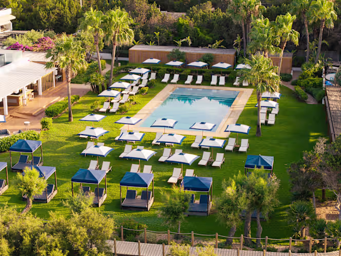 Gecko Beach Club - 6
