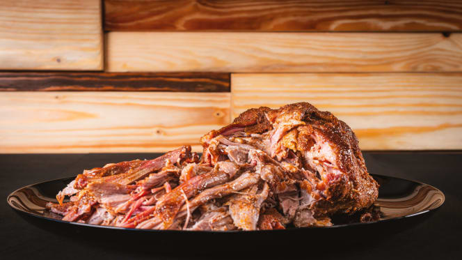 Smokin' Hot Barbecue - Smokehouse - 8