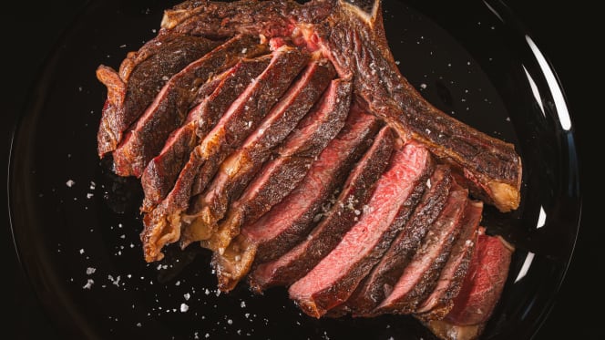 Smokin' Hot Barbecue - Smokehouse - 5