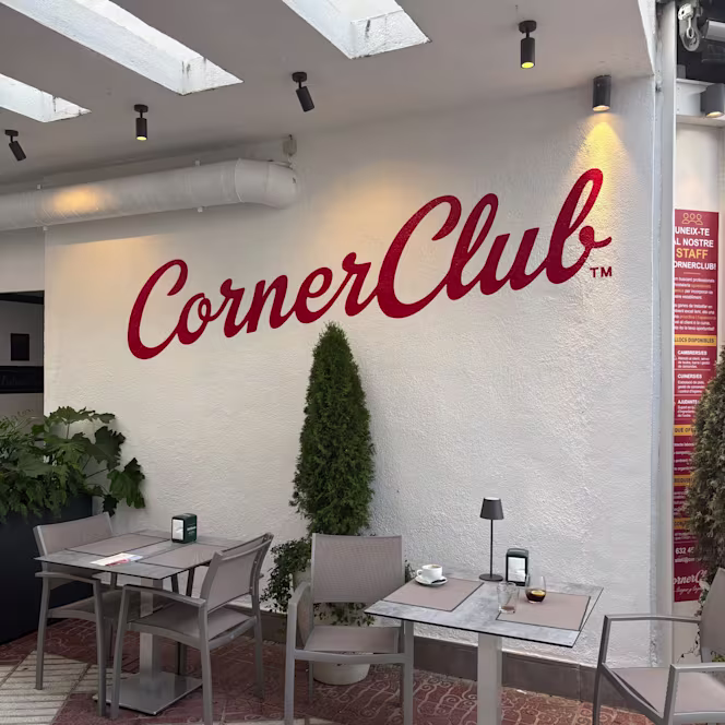 Corner Club - 0