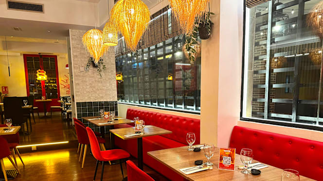 La Bajada Street Food - Ópera - 2