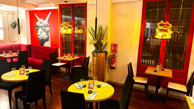 La Bajada Street Food - Ópera - 0