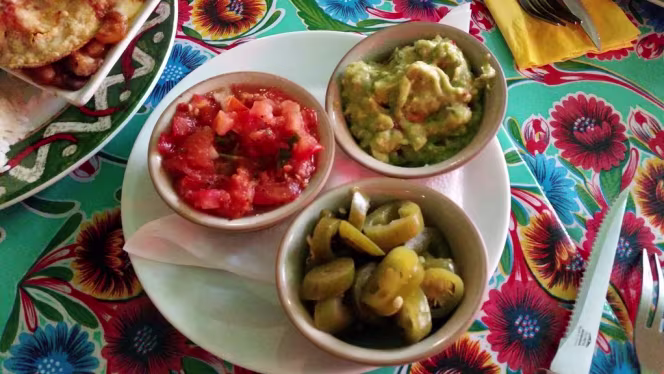 Miro's Cantina Mexicana - 4