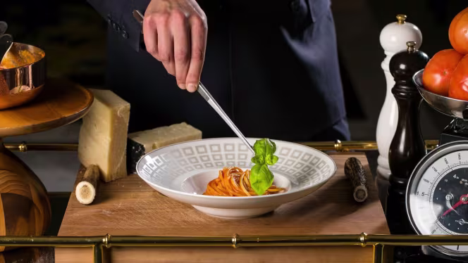 Lumen, Cocktails & Cuisine - 6