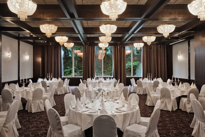 Hilton Zurich, Restaurant-Bar Horizon10 - 6