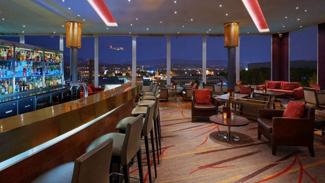 Hilton Zurich, Restaurant-Bar Horizon10 - 7