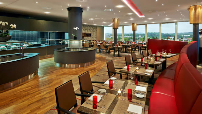 Hilton Zurich, Restaurant-Bar Horizon10 - 8