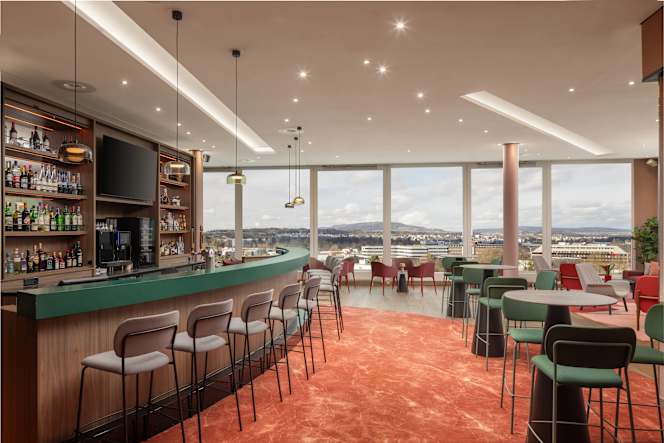 Hilton Zurich, Restaurant-Bar Horizon10 - 6