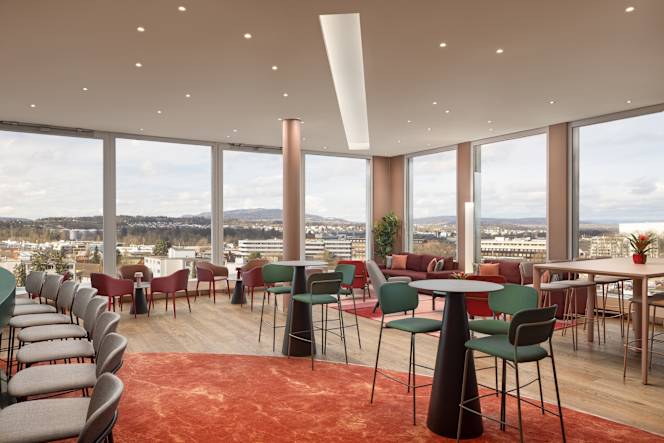 Hilton Zurich, Restaurant-Bar Horizon10 - 5