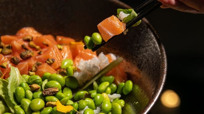 Llamame Fusion Restaurant - 5