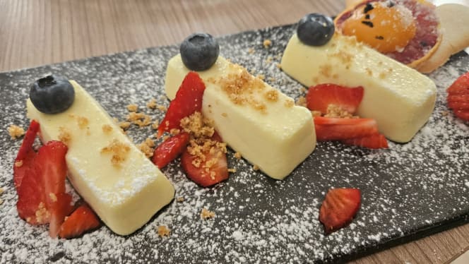 Garden Restaurant - 7