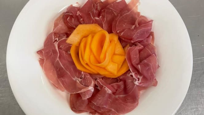 Garden Restaurant - 6