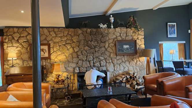 Bistro De Jockey Club - 5