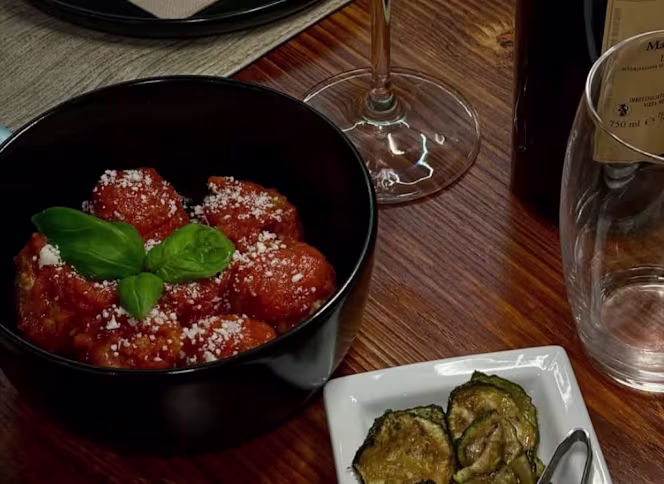 Divinosia Enoteca Bistrot - 3