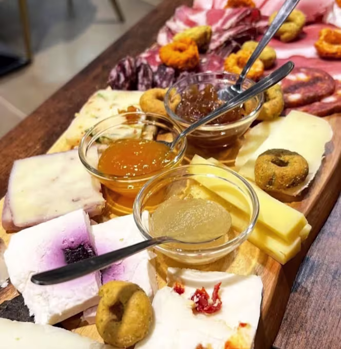 Divinosia Enoteca Bistrot - 4