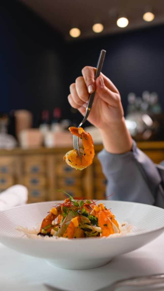 Monty Restaurant - 7