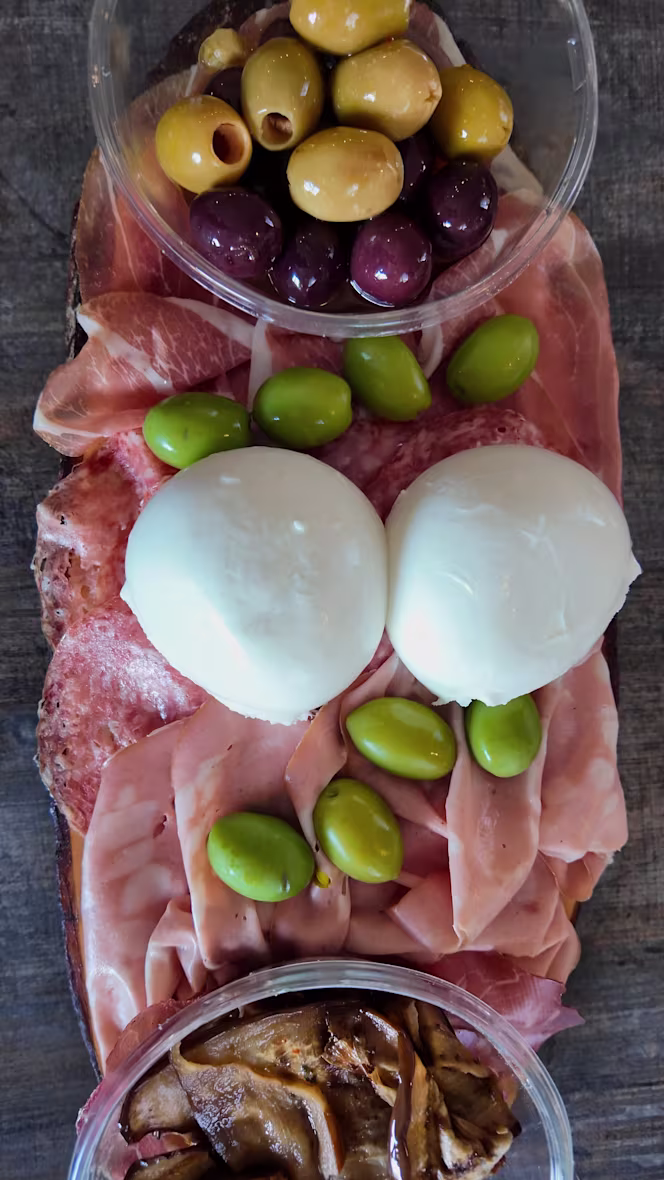 Caseificio Ristorante Della Volpe - 1