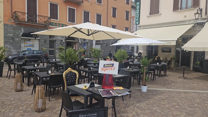 GOLD loungebar & food - 1