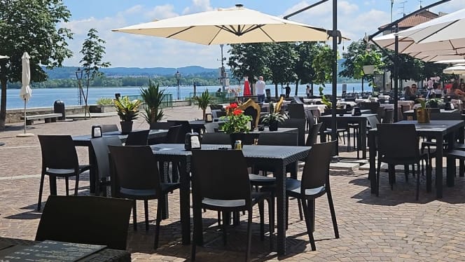 GOLD loungebar & food - 6