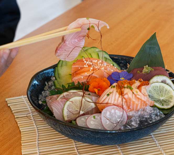 Aoki Sushi - Vau - 2