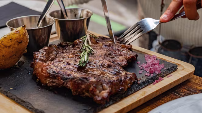 Típico Asador Argentino - 0